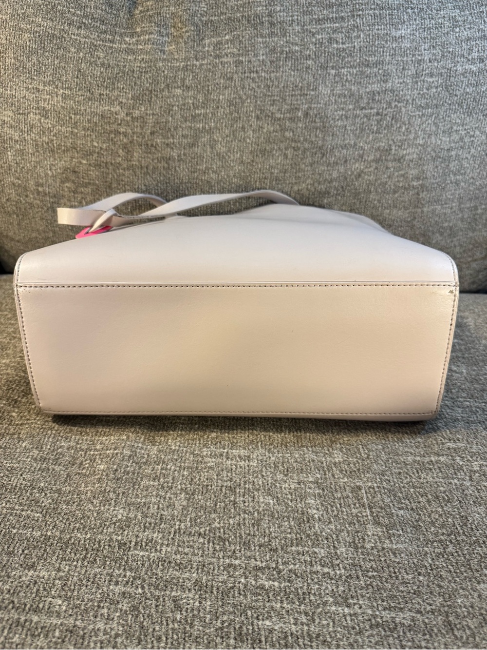 Kate Spade New York Scallop-Trimmed Leather Tote dual-faced design - Picture 7 of 11